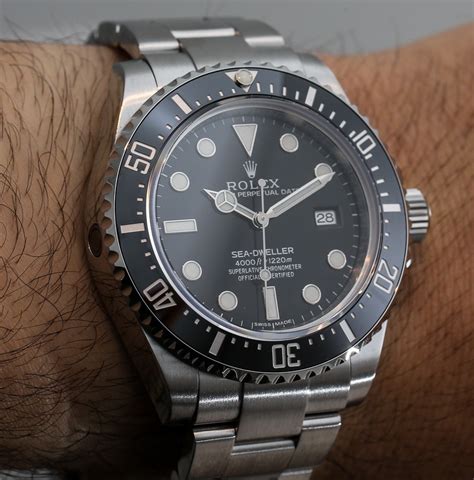 rolex sea-dweller 4000 ref. 116600|Rolex Sea-Dweller bezel.